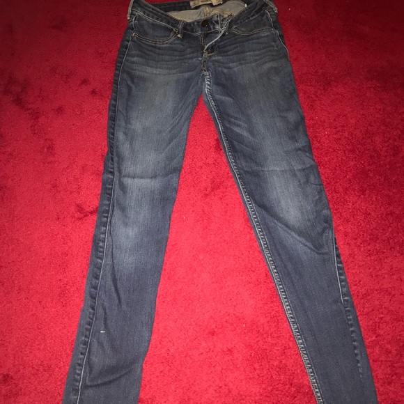 Hollister Jeans - Picture 2 of 2